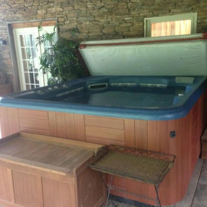 בלומינגטון Acorn Resort A Unique Retreat Cabin, 13 Acres Land מראה חיצוני תמונה